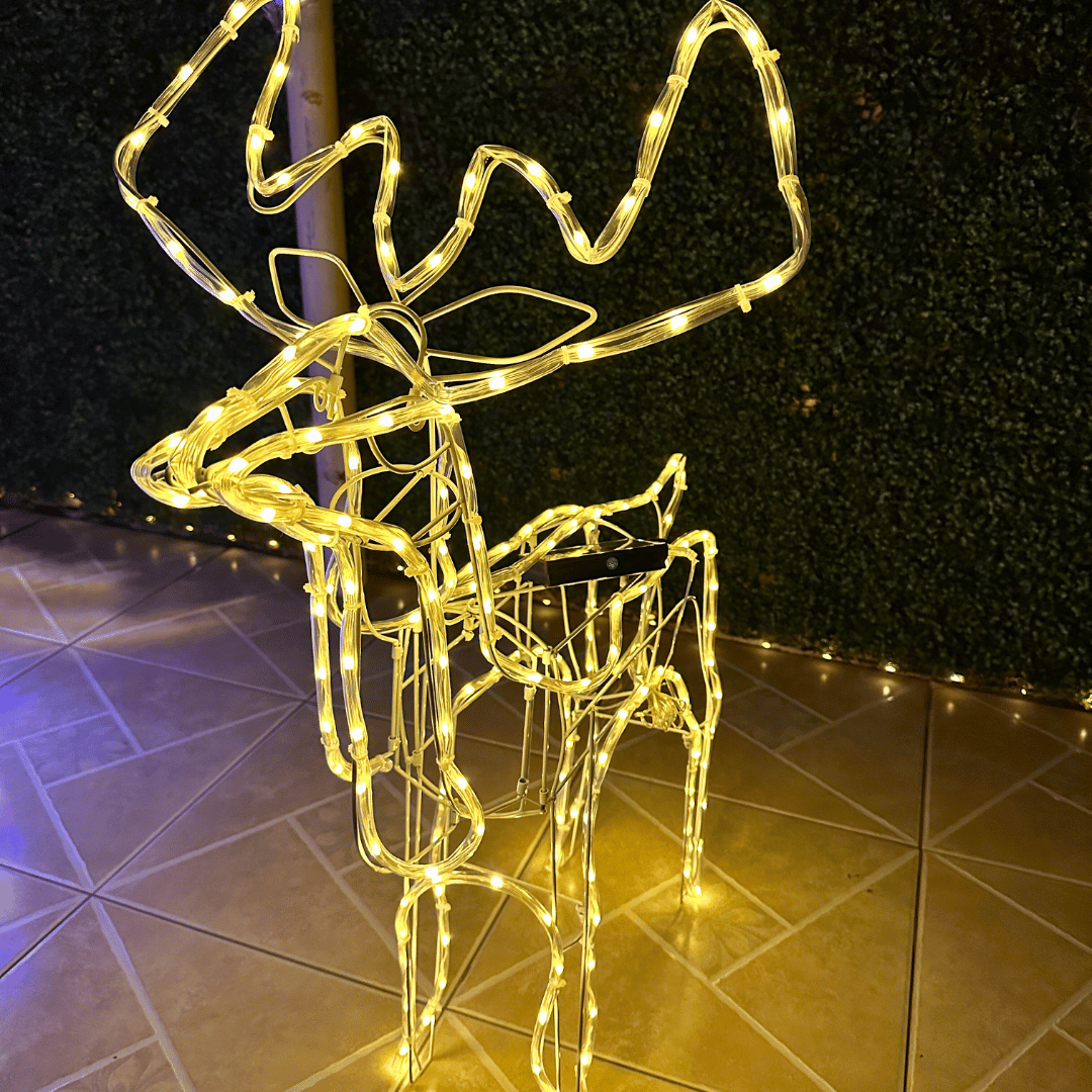 Reno LED Navideño de estructura metálica y manguera LED